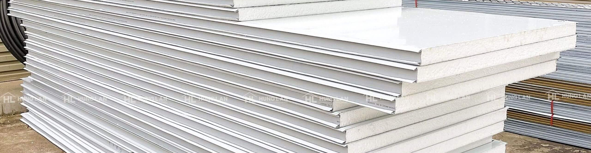 Hướng Dẫn Thi Công Tấm Panel Tại Nhà Đơn Giản & Hiệu Quả